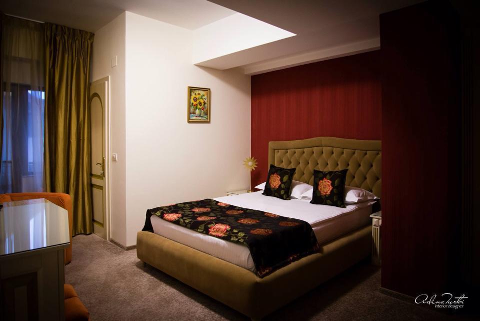 Goya Collection Hotel 3*